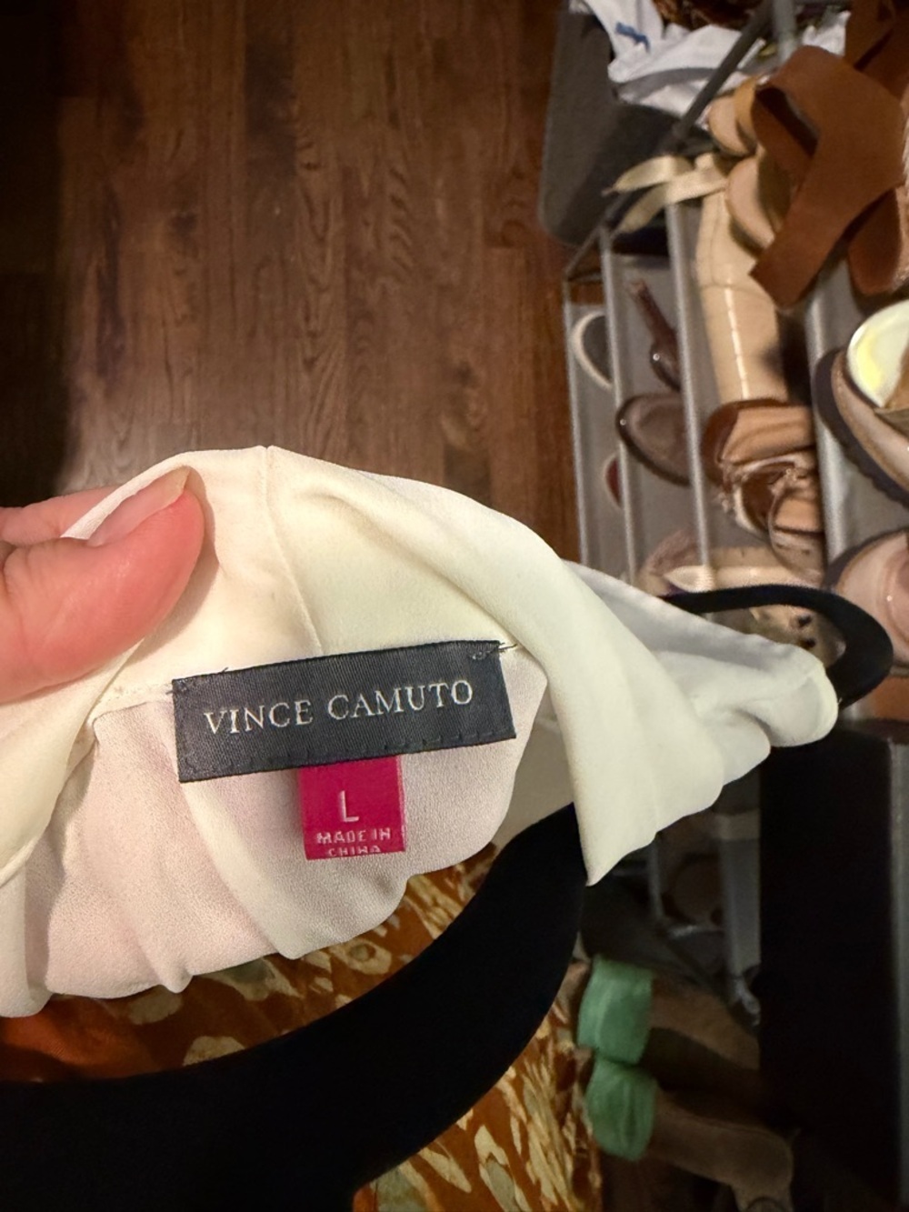 Vince Camuto Sleeveless High-Lo Blouse - Size large - Picture 4 of 5